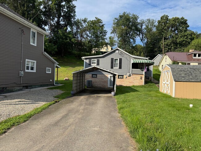 Foto del edificio - 318 Pike Run Dr