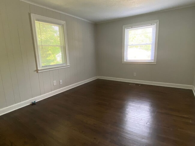 Foto del edificio - 2 Bedroom 1 Bathroom Home in High Point!