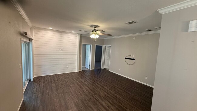 Foto del edificio - 503 BLUE GINGER Ln