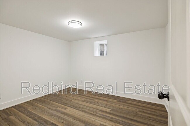 Foto del edificio - 611 S 12th St