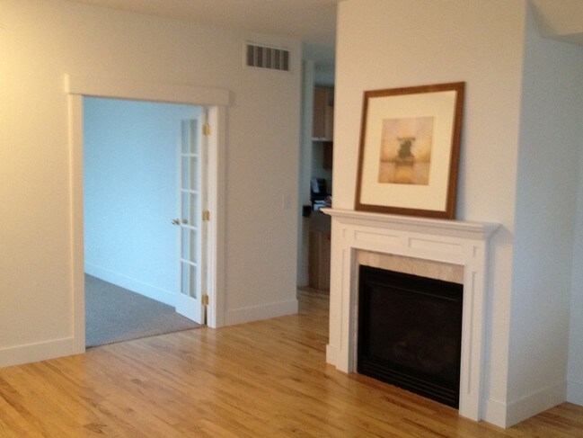 Sala de estar - pisos de madera dura - 4093 Swan Mountain Dr