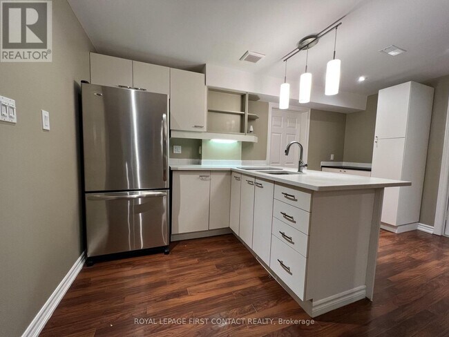 Photo du bâtiment - 27 Thackeray Crescent