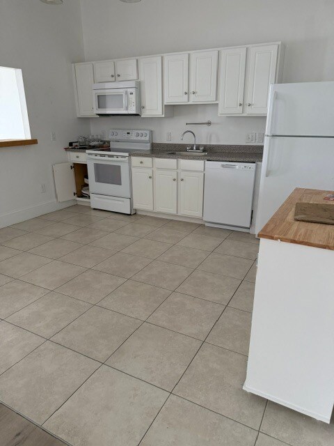 Cocina - 231 Lake Ave