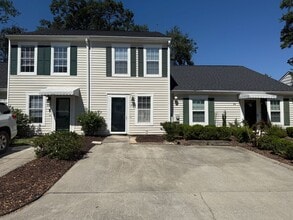 Building Photo - 31 Londonberry Ln