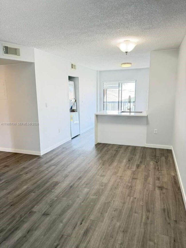 Foto del edificio - 5290 W 21st Ct