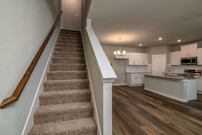 Foto del edificio - GORGEOUS 2 BEDROOM FOUR PLEX LOCATED IN MI...