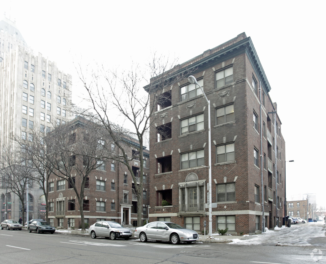 Primary Photo - Fisher Kahn Apartments