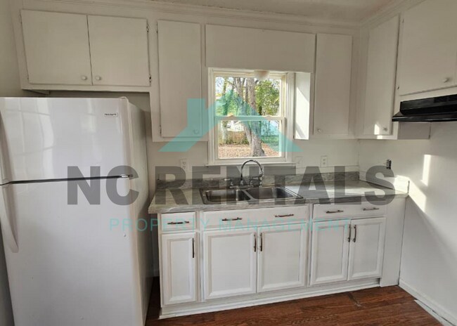 Foto del edificio - 332 Park Ave