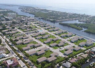 Building Photo - 850 Horizon W
