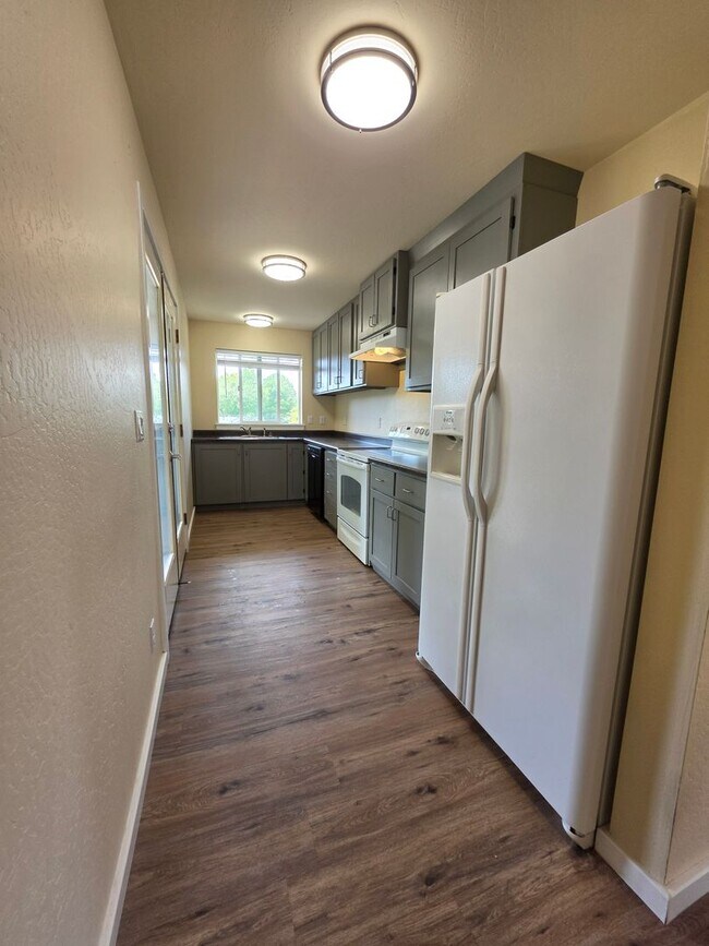 Foto del edificio - 1146 SW Lee Ln
