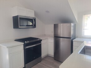 Building Photo - 401-405 Westbourne St