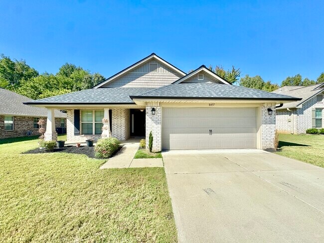 Foto del edificio - 8437 Grayce Dr