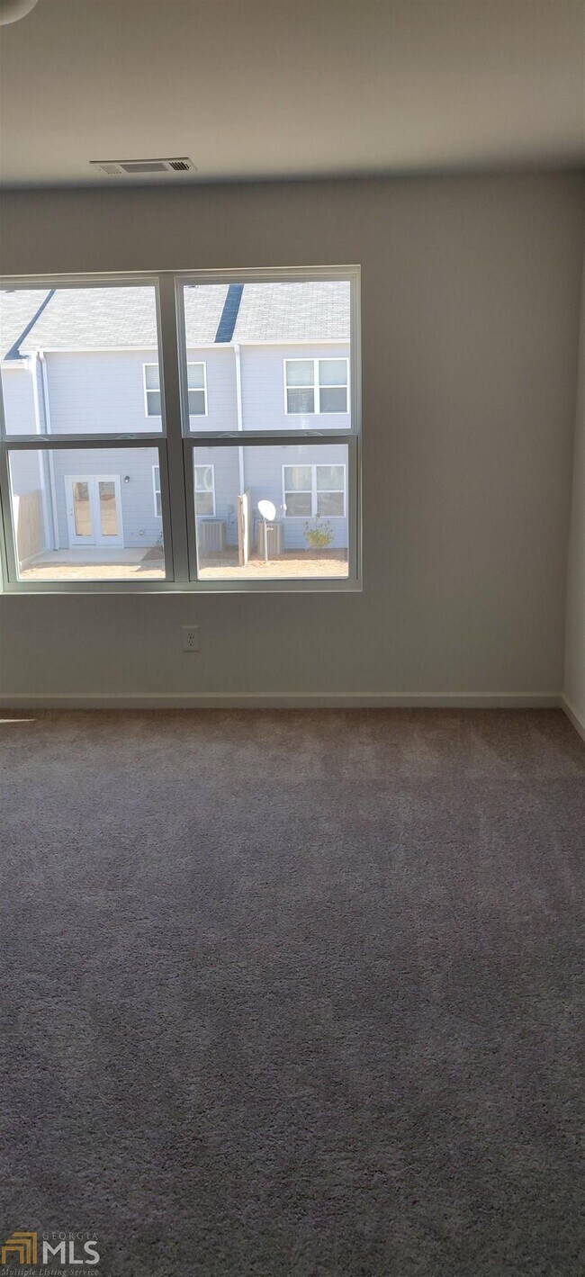 Building Photo - 11906 Fuller St