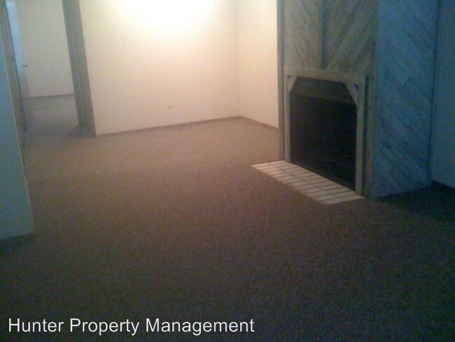 Building Photo - 936 S Craig Ave