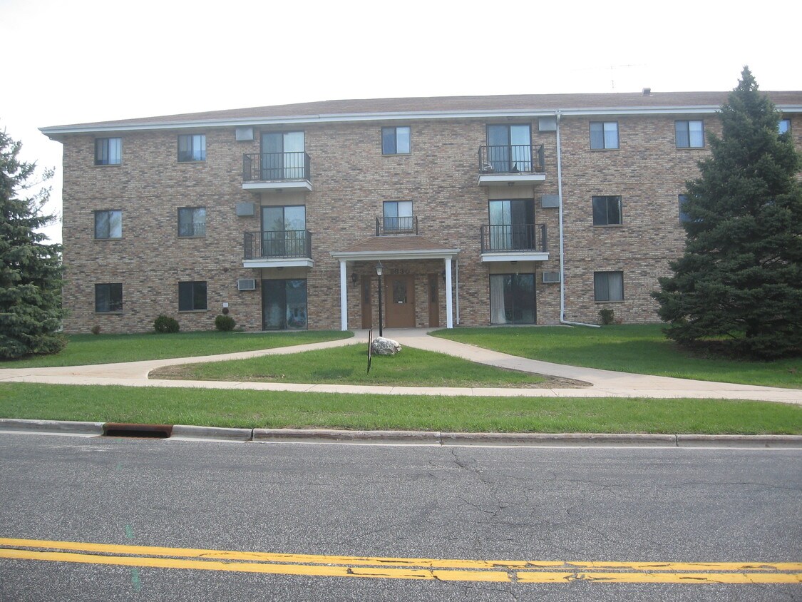Foto principal - 105 N University Dr