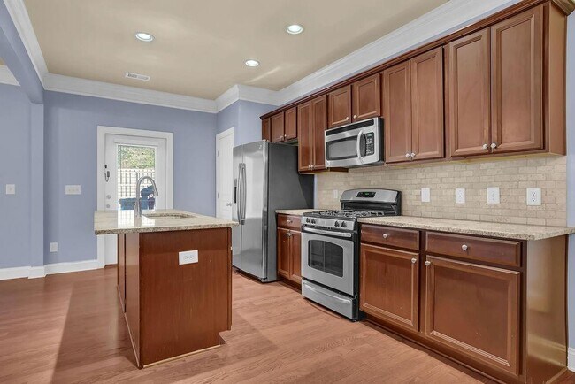 Building Photo - 2540 Wentwood Ct