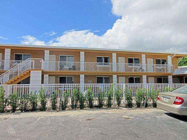 Primary Photo - 330 W Camino Real