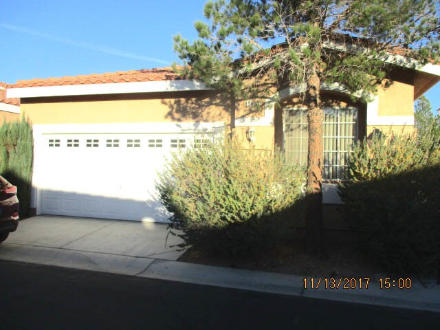 Primary Photo - 9020 Purple Leaf St