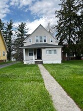 Building Photo - 16775 Libby Rd