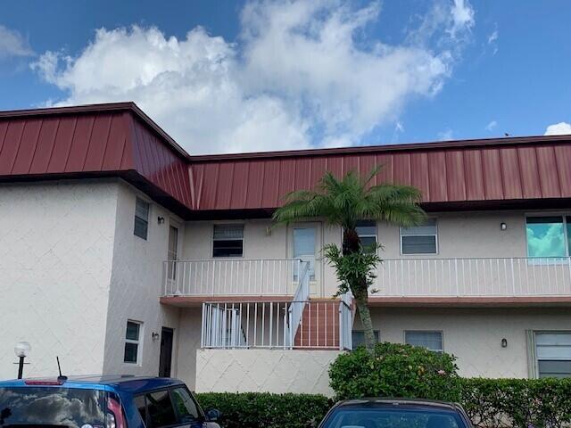 Building Photo - 12024 W Greenway Dr