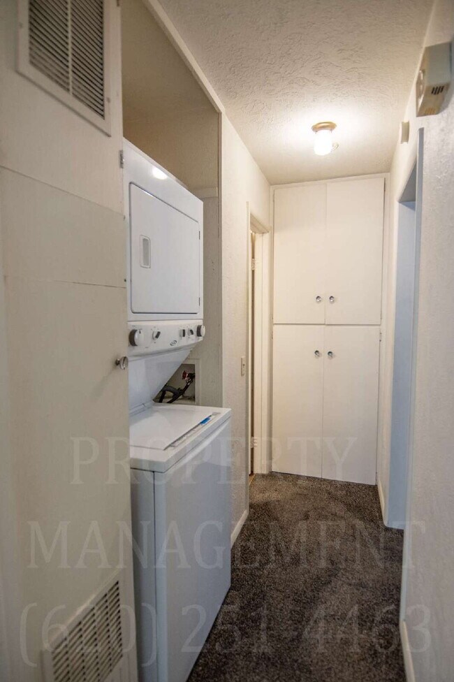 Foto del edificio - 1-Bed 1-Bath