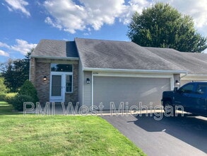 Building Photo - 1054 Fairfield Dr