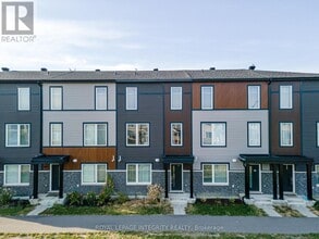Building Photo - 806 Everbloom Ln