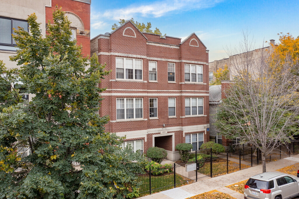 Foto del edificio - 2119 W Washington Blvd