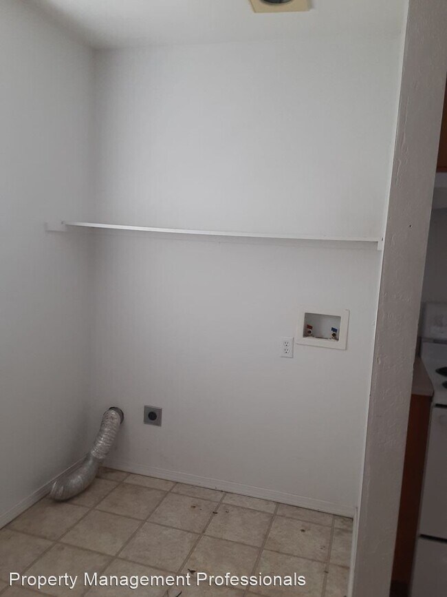 Building Photo - 3 br, 2 bath House - 519 South Columbus