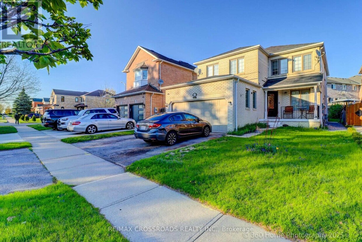 Photo principale - 305 Old Harwood Ave