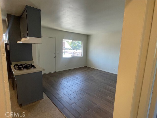 Building Photo - 6510 Marbrisa Ave
