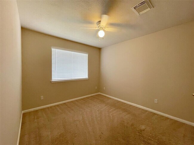 Building Photo - 1130 Noble Glen Dr