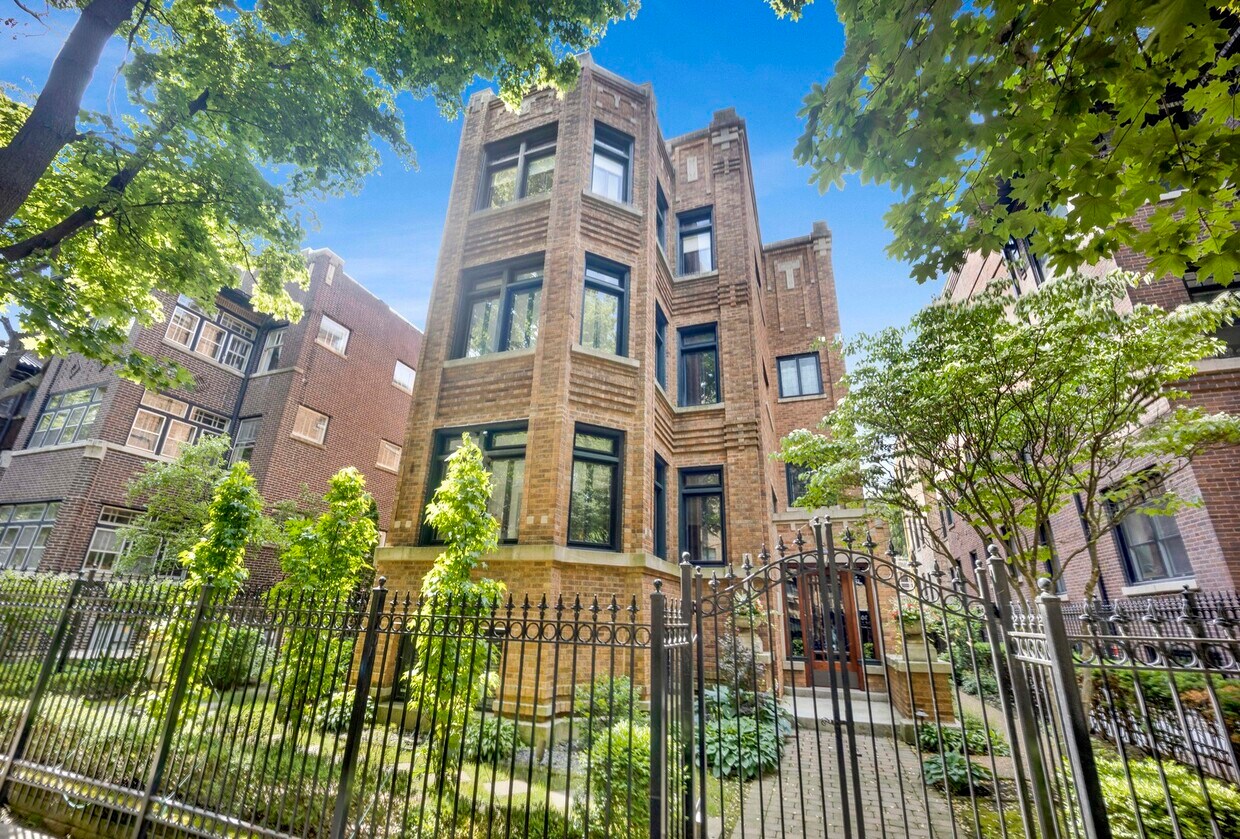 Foto principal - 931 W Winona St