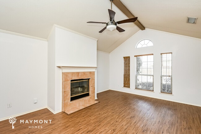 Building Photo - 716 Stonedale Dr