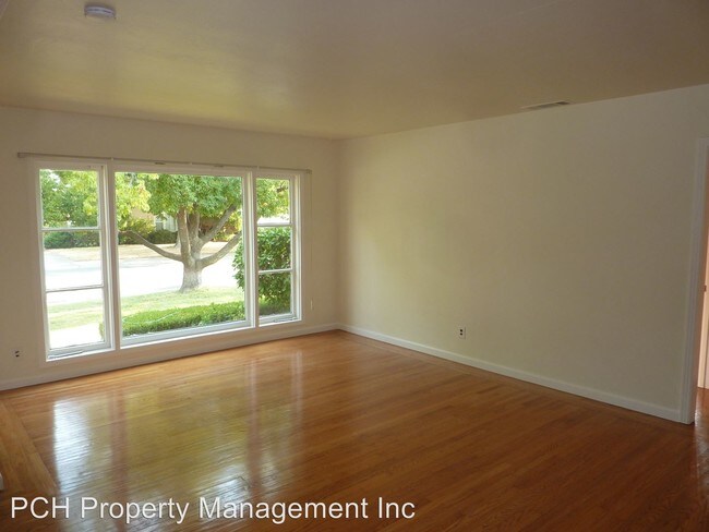 Building Photo - 3 br, 1 bath House - 2344 23rd Avenue
