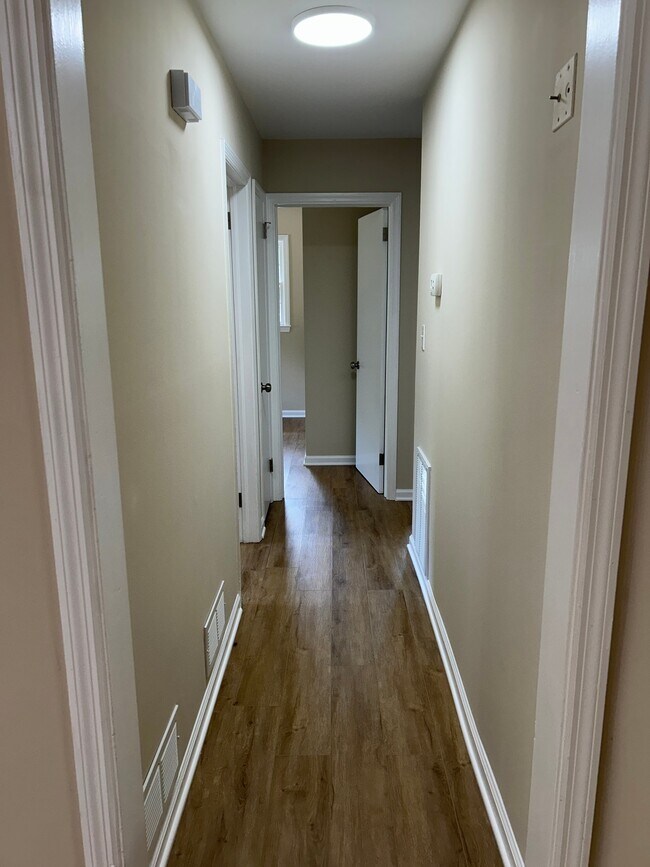 Foto del edificio - 665 S Wildwood Dr