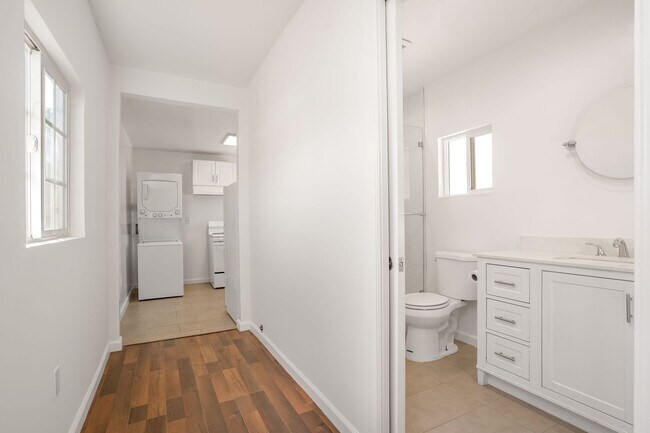 Foto del edificio - Acala Ave