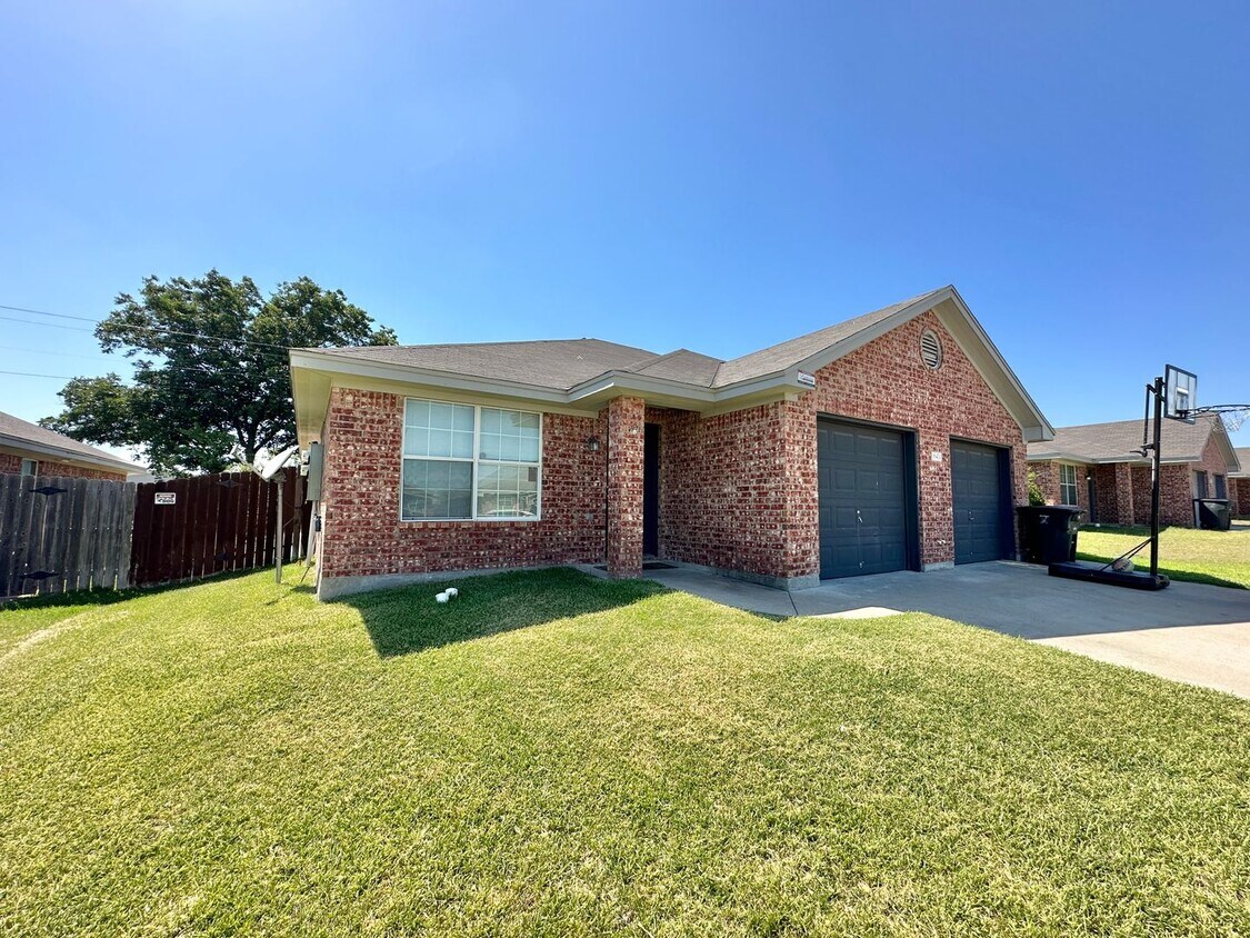Foto principal - 6410 Temora Loop