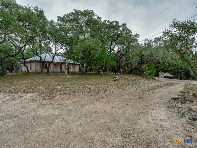 Building Photo - 510 Maricopa Dr