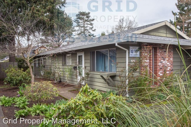 Building Photo - 2943 NE Everett St