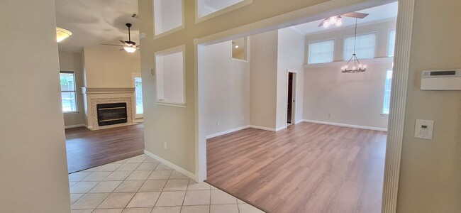 Building Photo - Ulatis Creek Estates