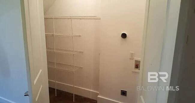 Building Photo - 109 Cody Ln