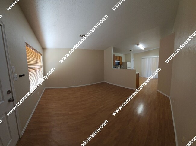 Building Photo - COMING SOON! Nice 3 Bedroom, 1.5 Bathroom, 2 Car Garage and 1,070 Sq Ft. Home.