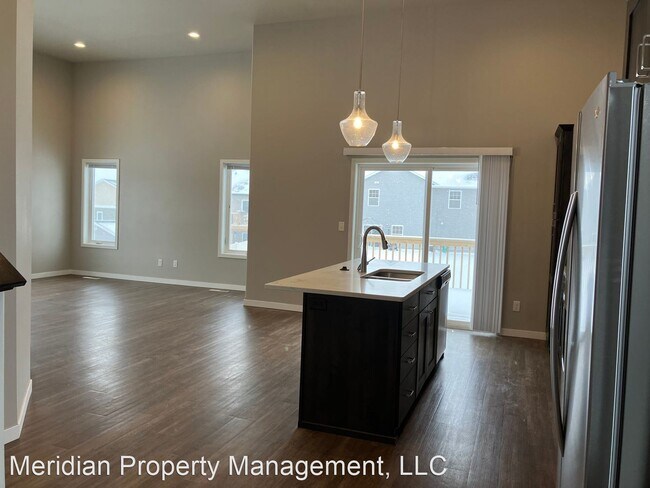 Building Photo - 4 br, 2.5 bath House - 1259 5th St NW