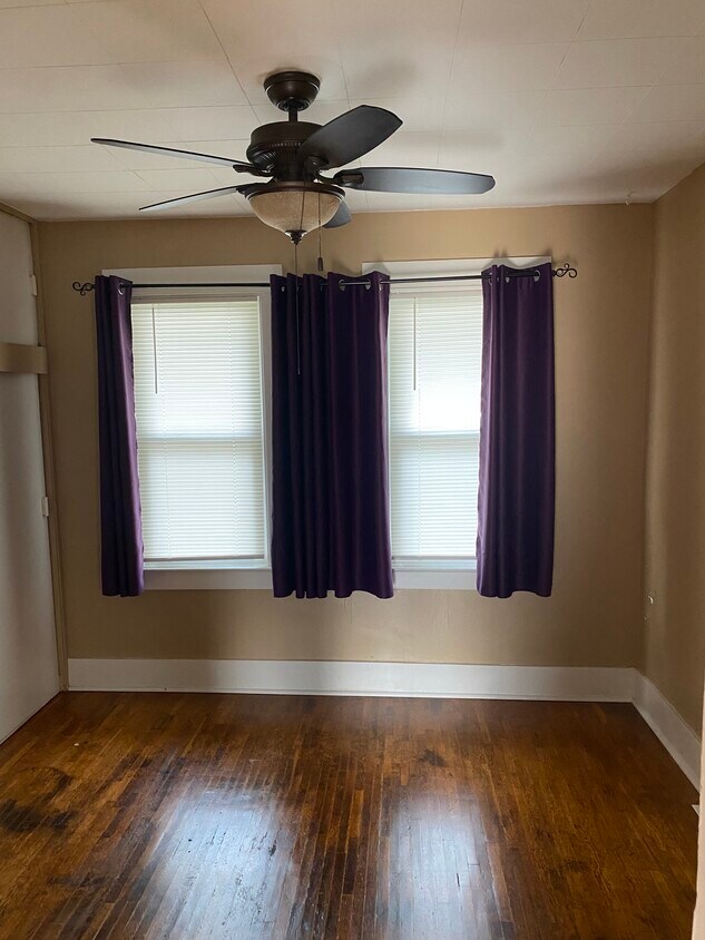 Foto principal - 1009 W Madison St