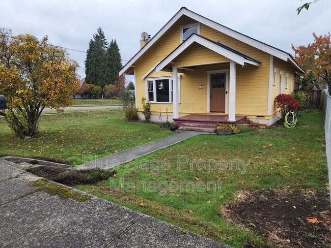 Building Photo - 137 W 13th St