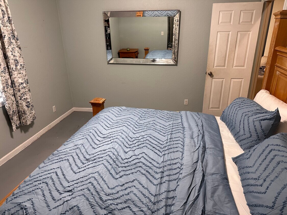 Foto principal - 825 NW 15th Terrace