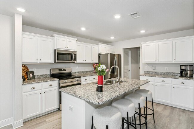 Foto del edificio - Beautiful Custom Build Home in North Crestview