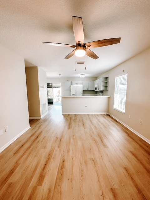 Open Living/Kitchen - Fantastic Cross Breeze - 4014 Cape Vista Dr