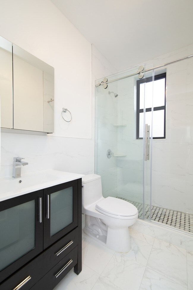 Foto del edificio - 16 Spring St